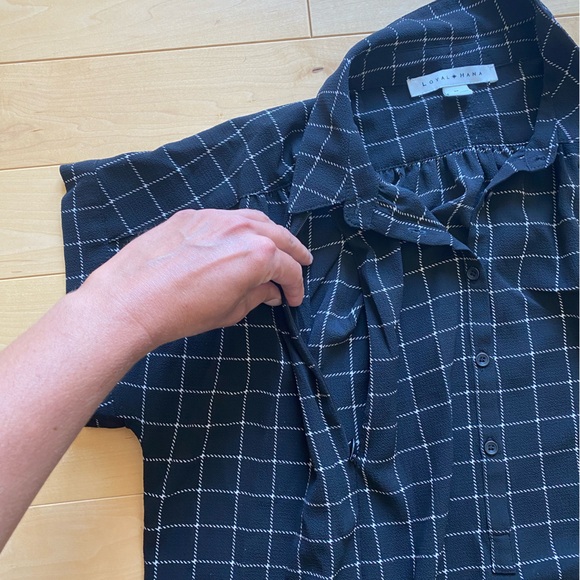 Loyal Hana black & white nursing/maternity top - Picture 2 of 4